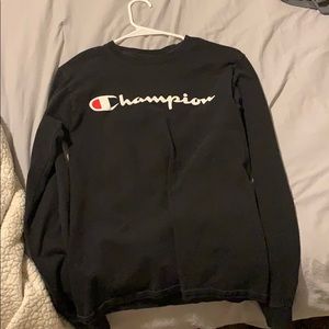 Long sleeve black champion T